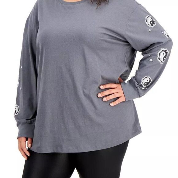 Rebellious One Trendy Plus Size Yin Yang Graphic Top - Picture 2 of 2